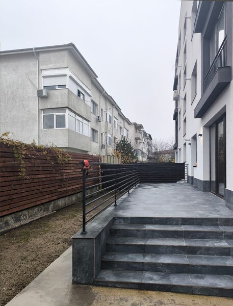 Nicolae Grigorescu, apartament 3 camere, curte proprie 115 mp, imobil 2023.