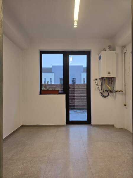 Nicolae Grigorescu, apartament 3 camere, curte proprie 115 mp, imobil 2023.