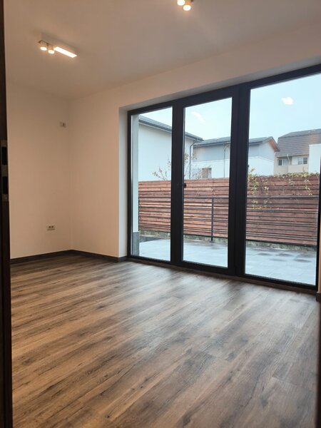 Nicolae Grigorescu, apartament 3 camere, curte proprie 115 mp, imobil 2023.